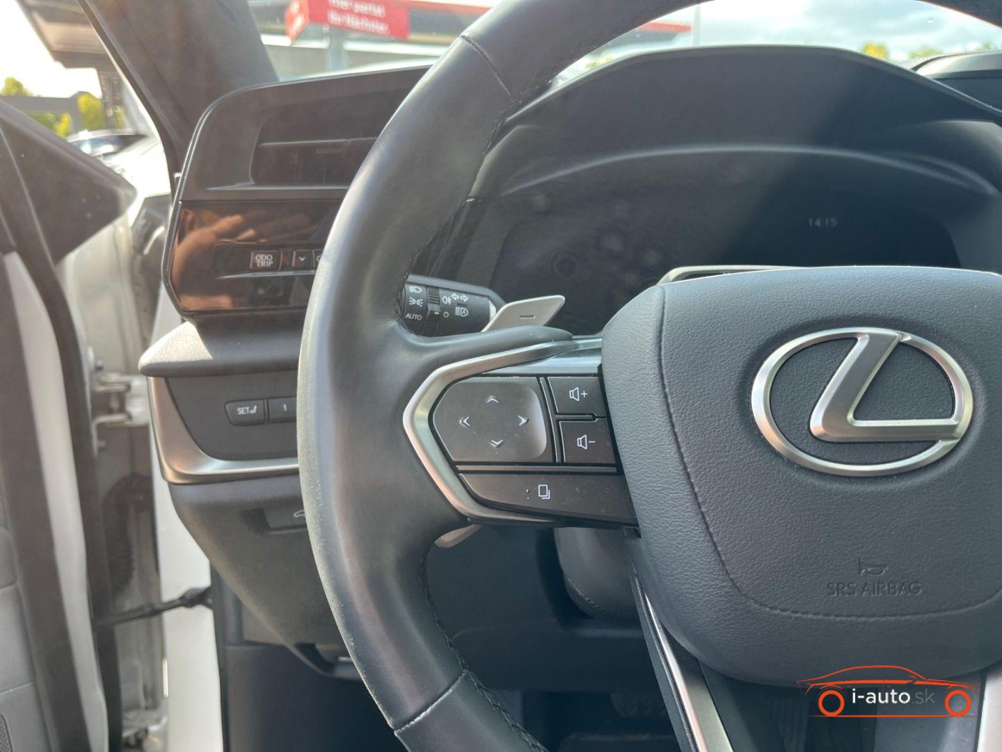 Lexus RZ 2023 na predaj – fotografia 21