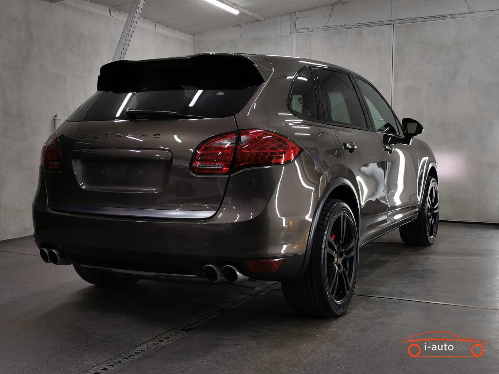 Porsche Cayenne 2011 na predaj – fotografia 3