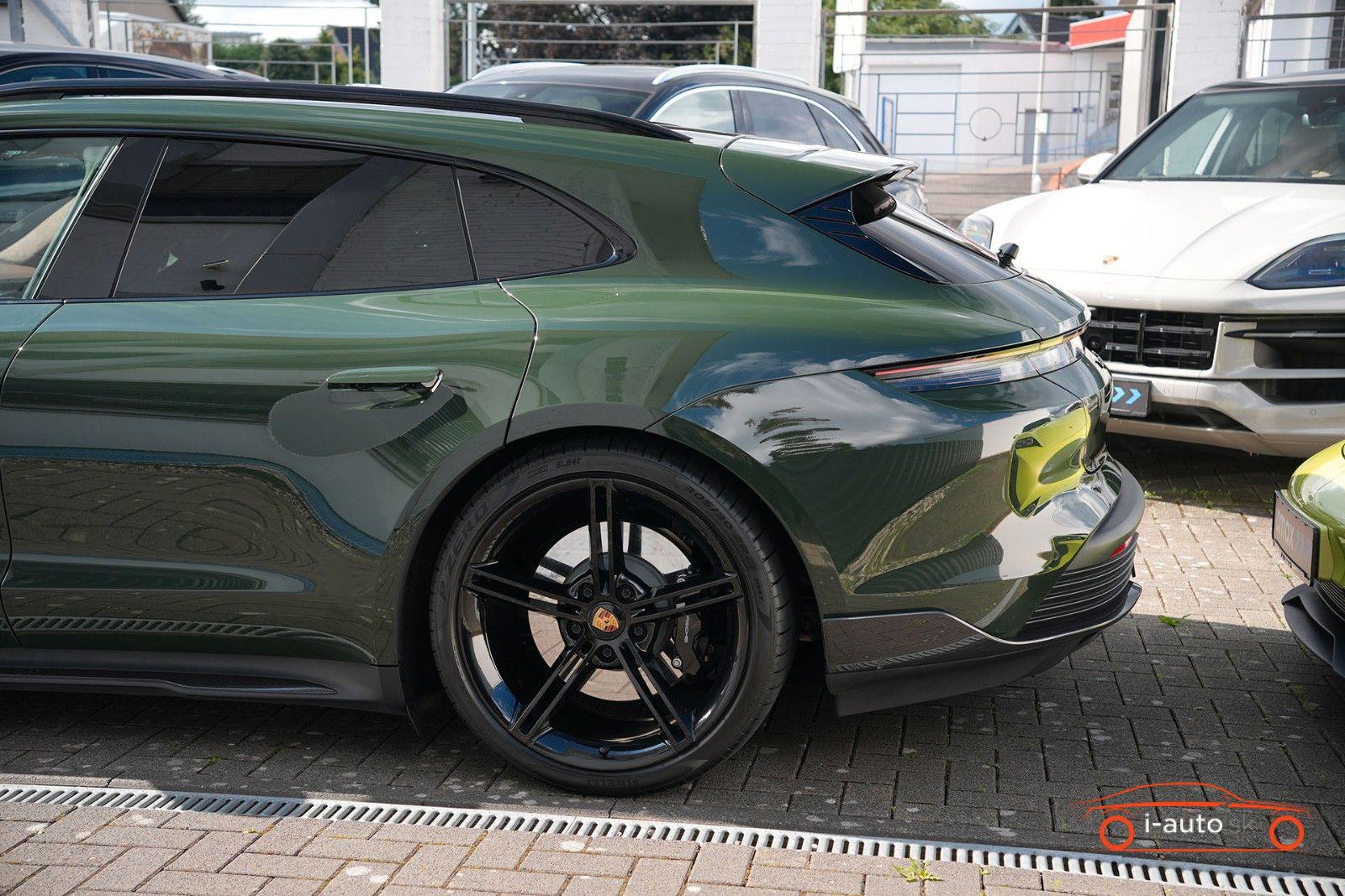 Porsche Taycan 2023 na predaj – fotografia 15