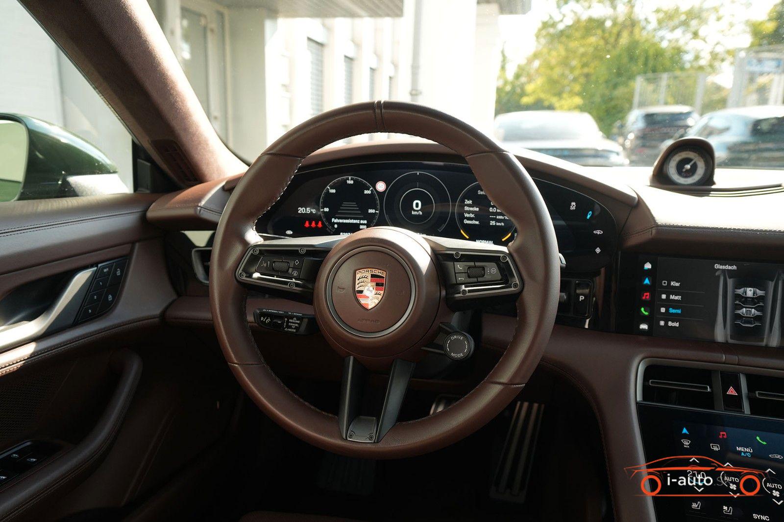 Porsche Taycan 2023 na predaj – fotografia 21
