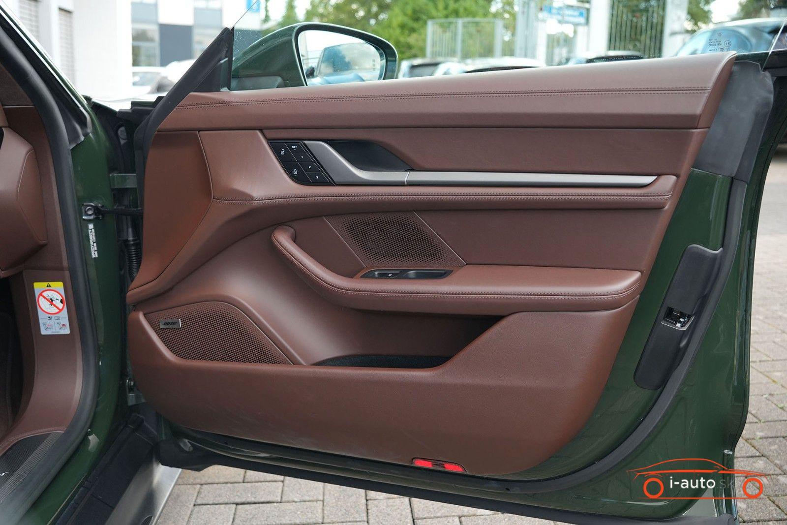 Porsche Taycan 2023 na predaj – fotografia 35