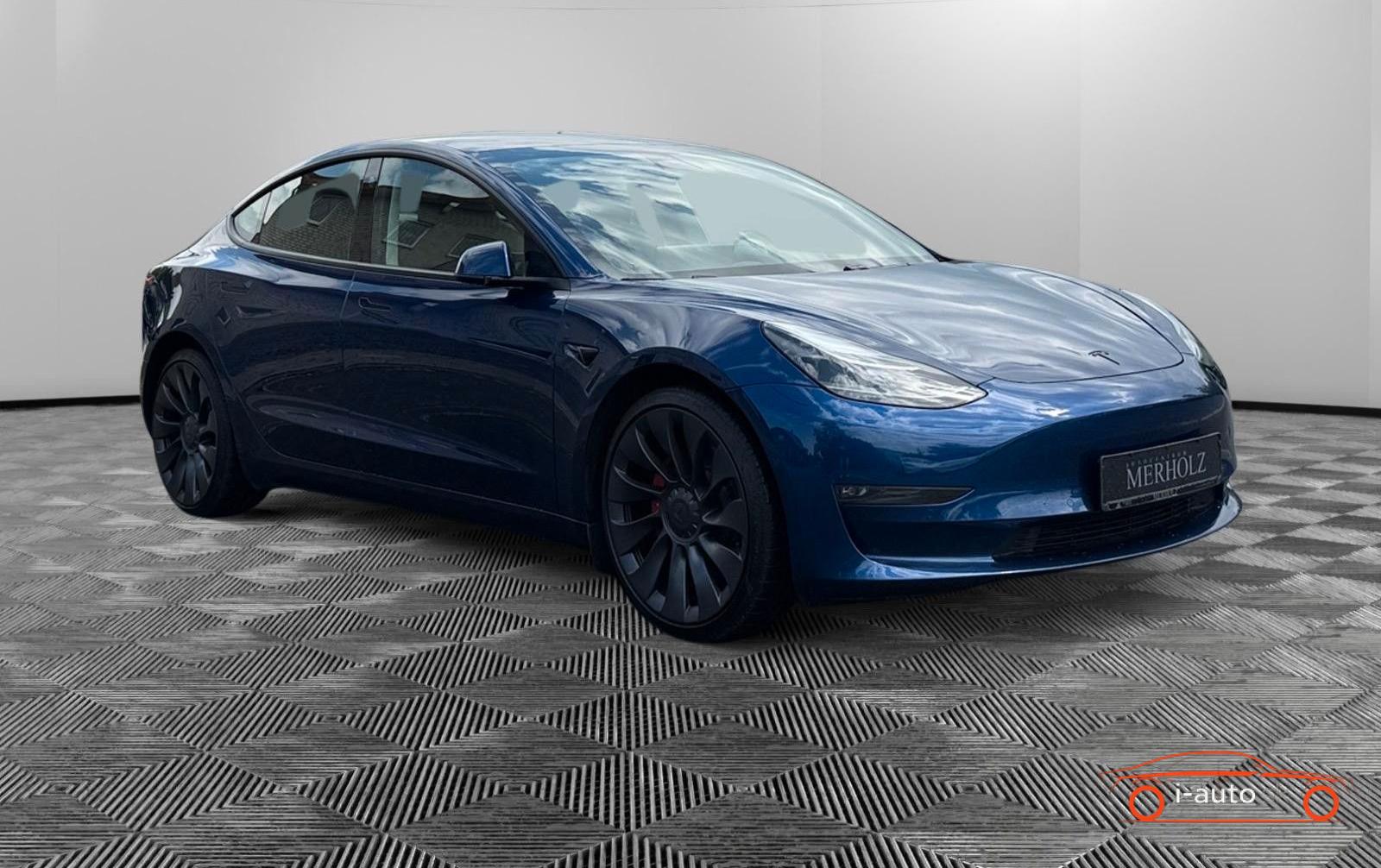 Tesla Model 3 2023 na predaj – fotografia 3