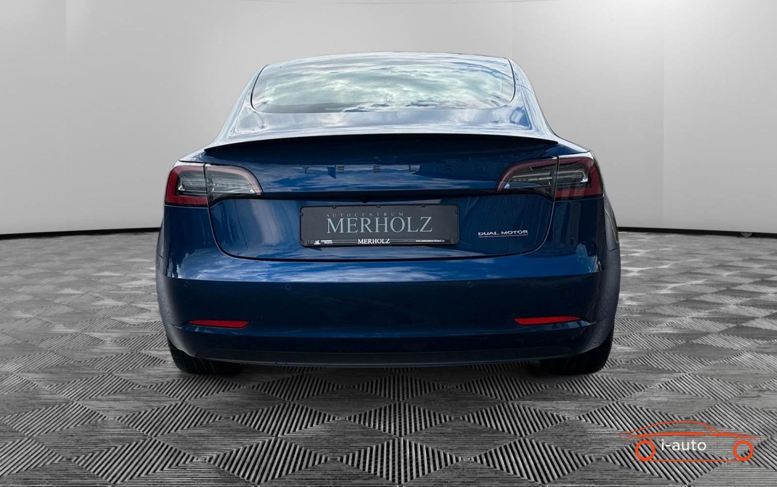 Tesla Model 3 2023 na predaj – fotografia 6