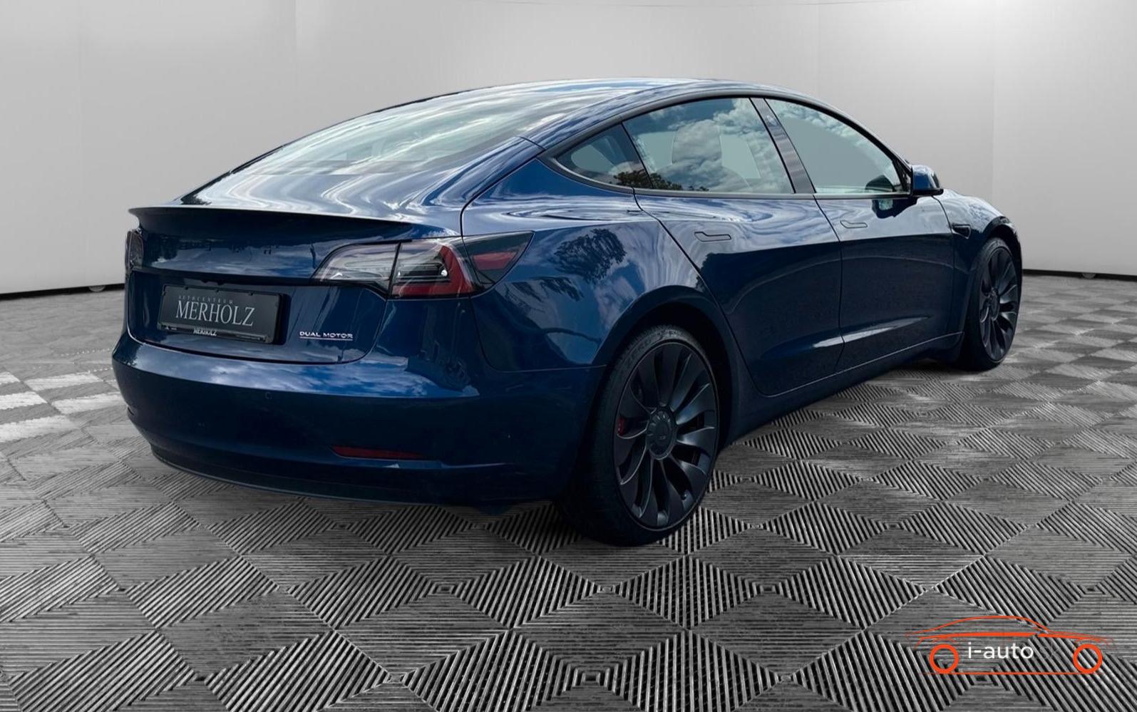 Tesla Model 3 2023 na predaj – fotografia 7