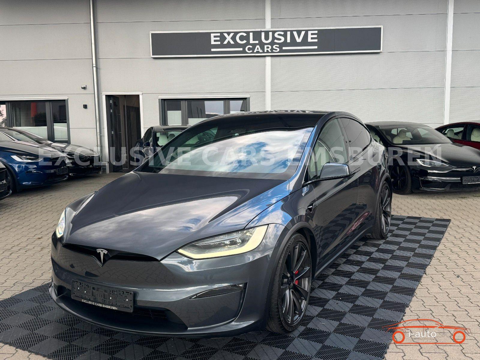 Tesla Model X na predaj – aktuálna ponuka vozidiel na Carselect.sk