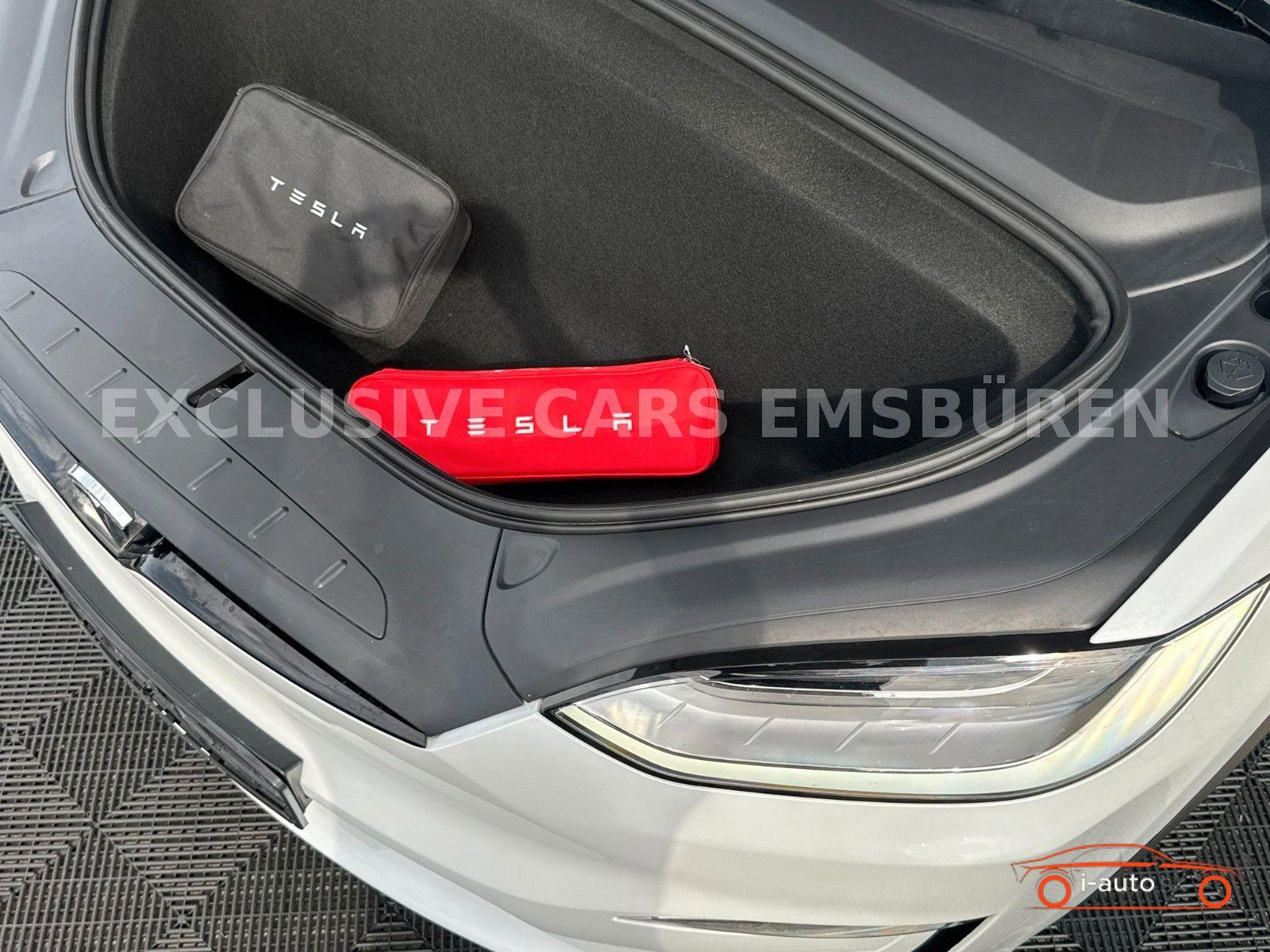 Tesla Model X 2023 na predaj – fotografia 23