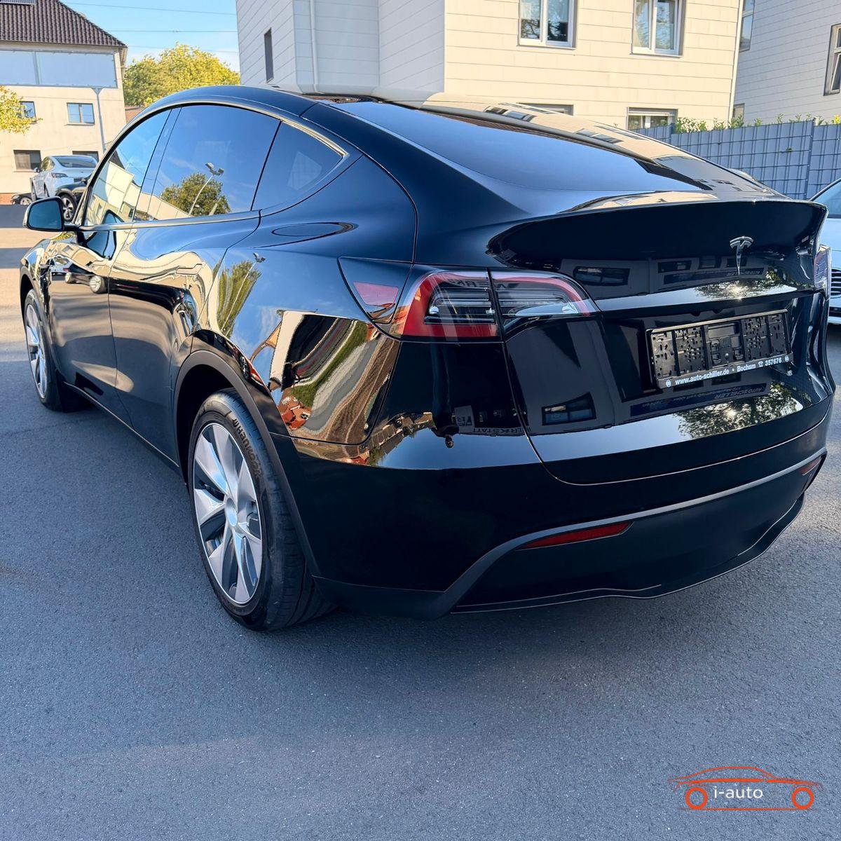 Tesla Model Y 2023 na predaj – fotografia 3