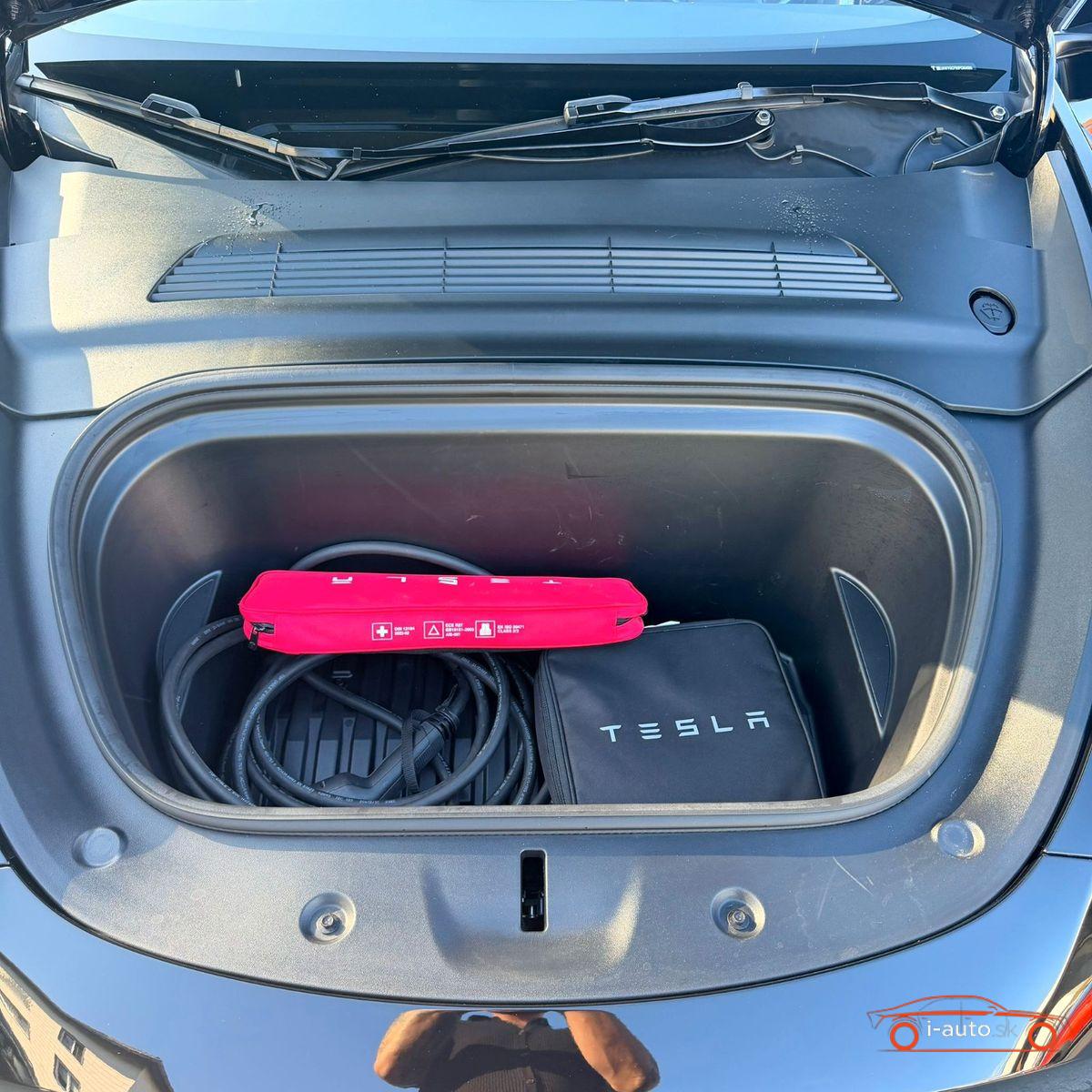 Tesla Model Y 2023 na predaj – fotografia 20