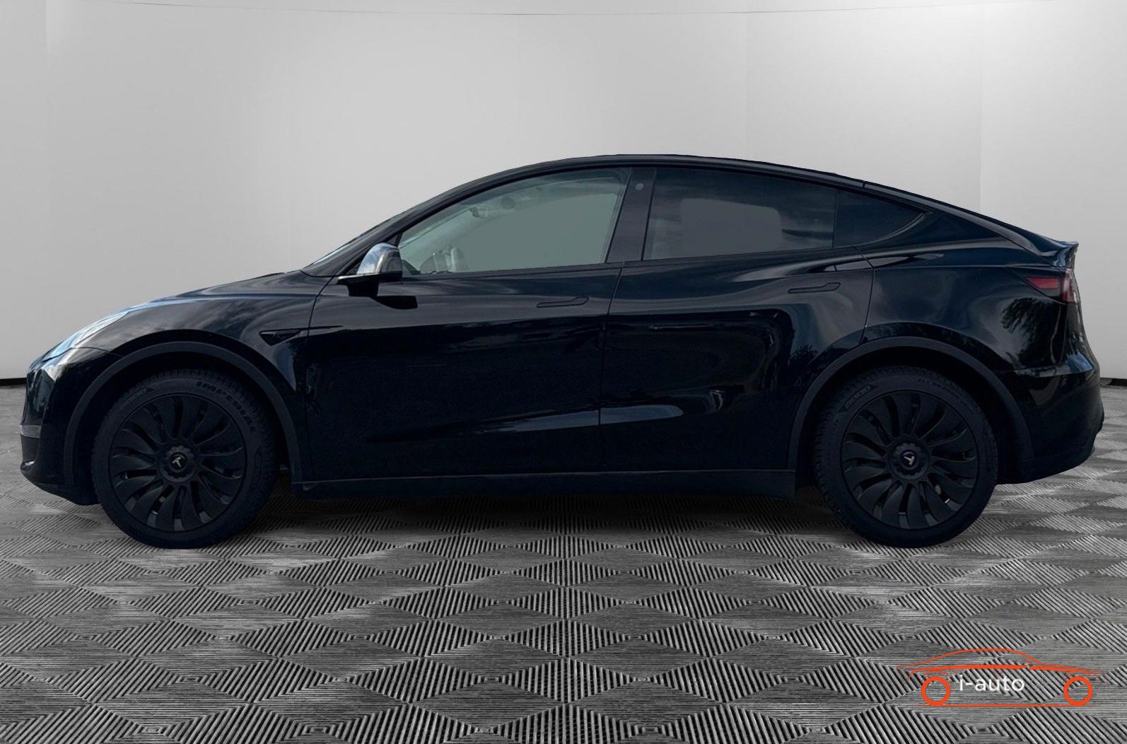 Tesla Model Y 2022 na predaj – fotografia 3
