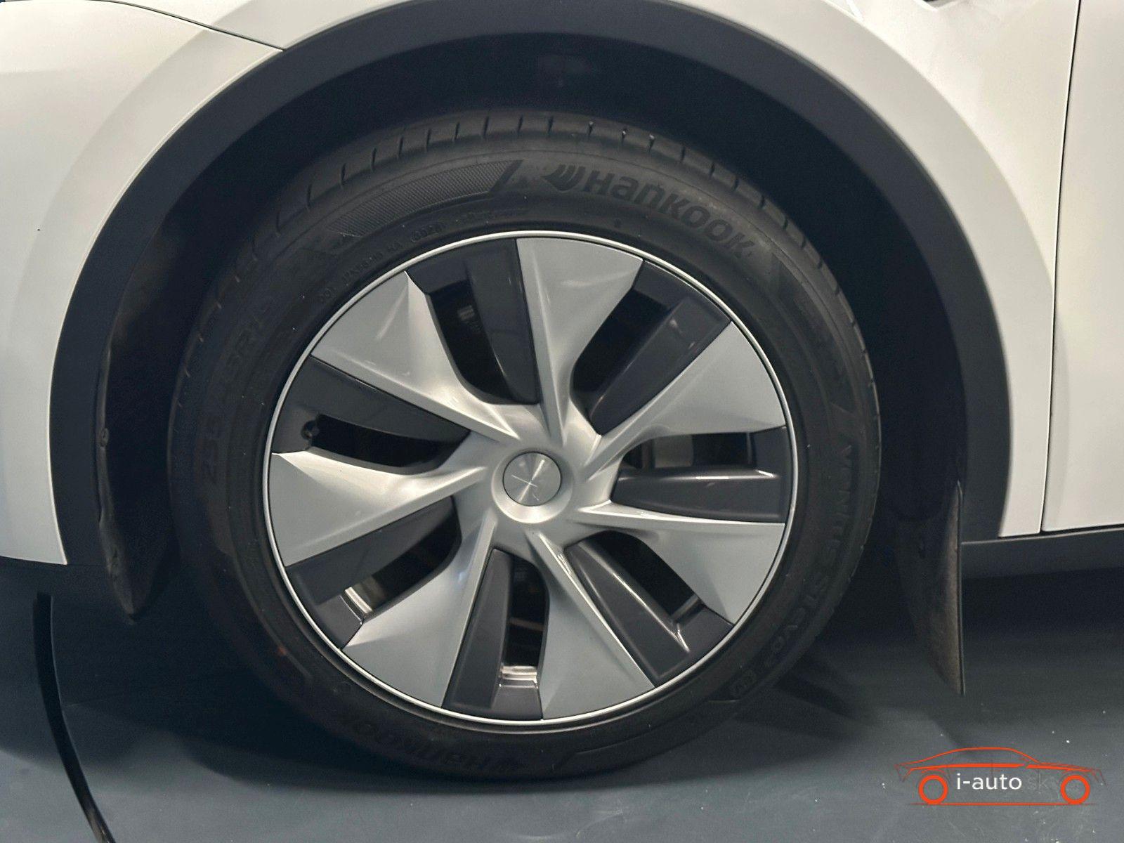 Tesla Model Y 2023 na predaj – fotografia 9