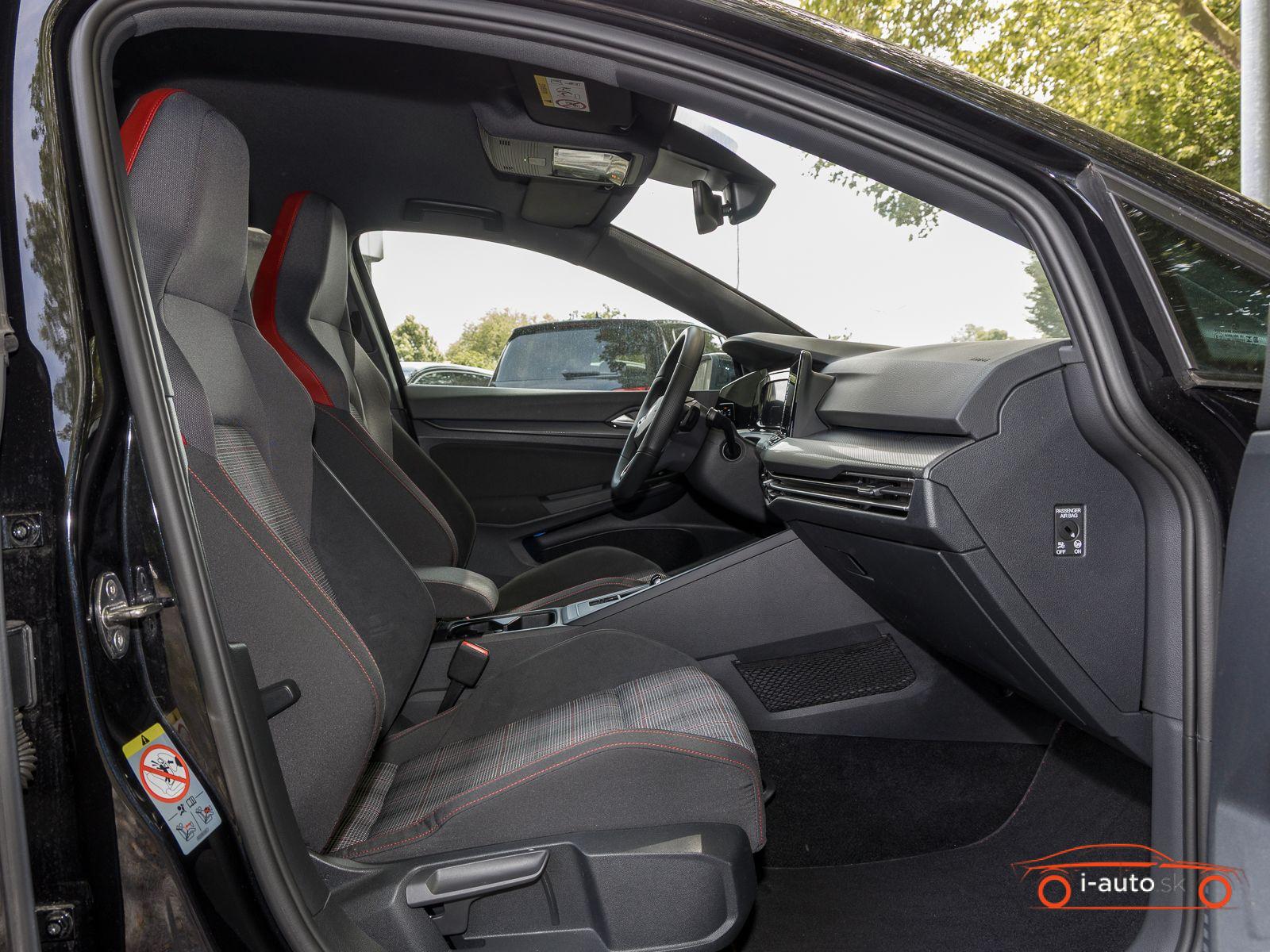 Volkswagen Golf 2022 na predaj – fotografia 3