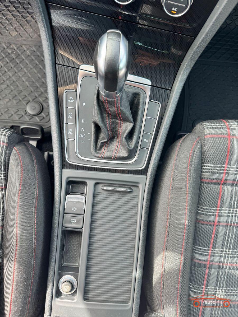Volkswagen Golf 2016 na predaj – fotografia 19