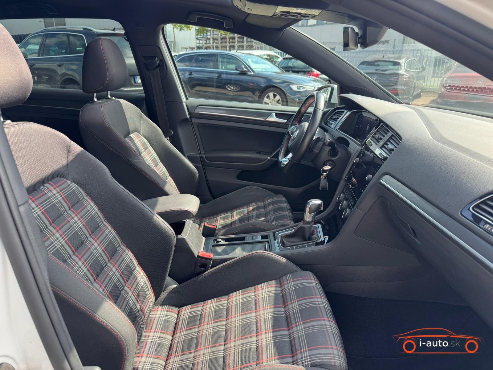 Volkswagen Golf 2018 na predaj – fotografia 15