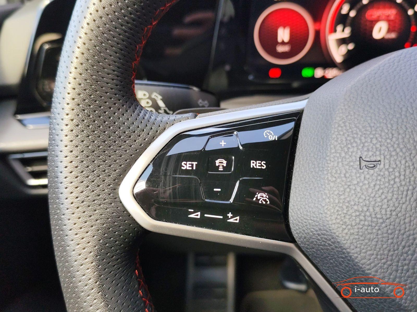 Volkswagen Golf 2022 na predaj – fotografia 16