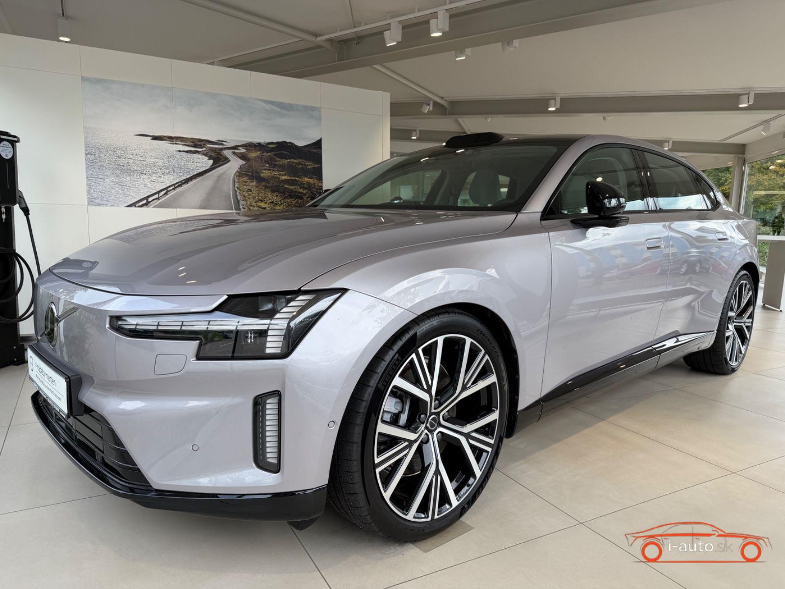 Volvo ES90