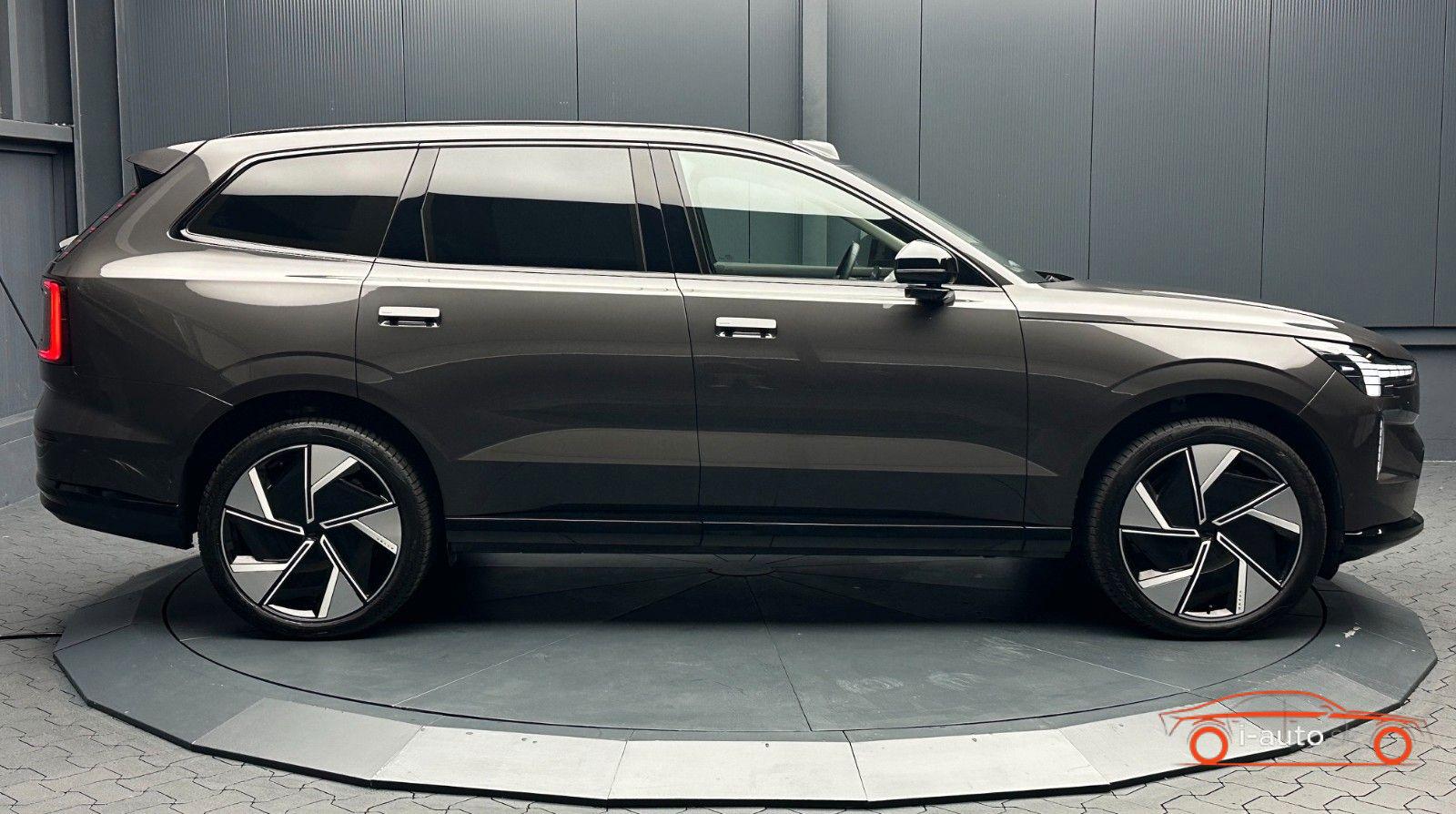 Volvo EX90 2025 na predaj – fotografia 6