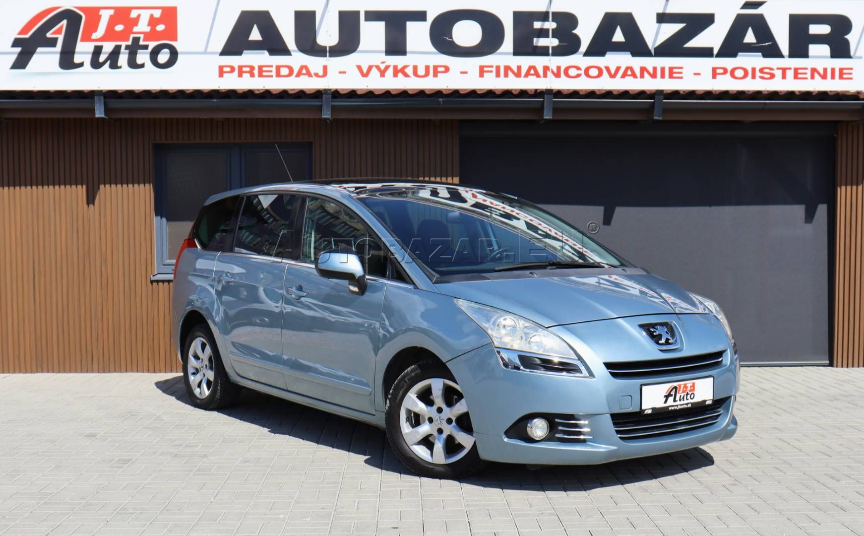 Peugeot 5008 2010 na predaj
