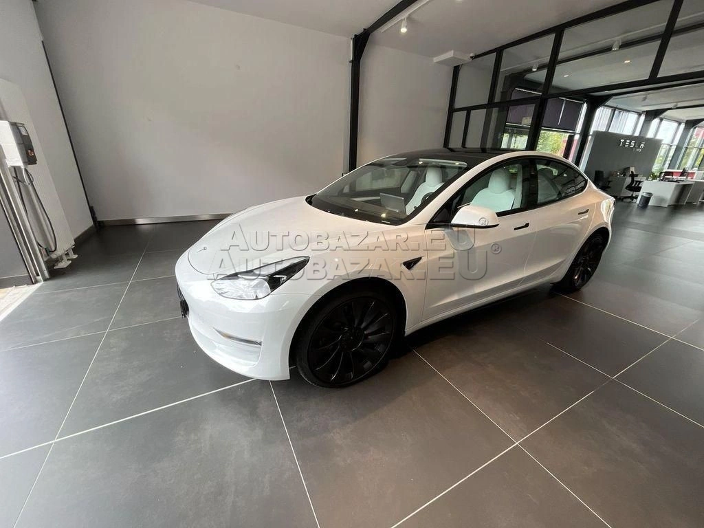 Tesla Model 3 Performance 82kWh AWD
