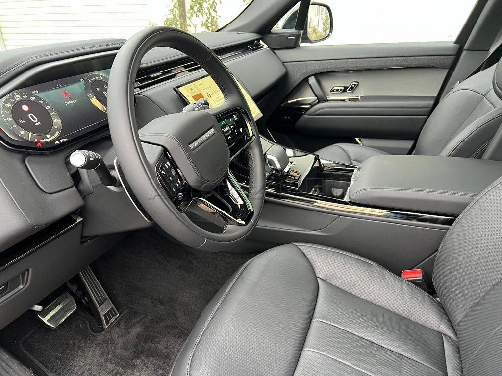 Land Rover Range Rover Sport 3.0 I6 D250 MHEV Dynamic SE AWD A/T