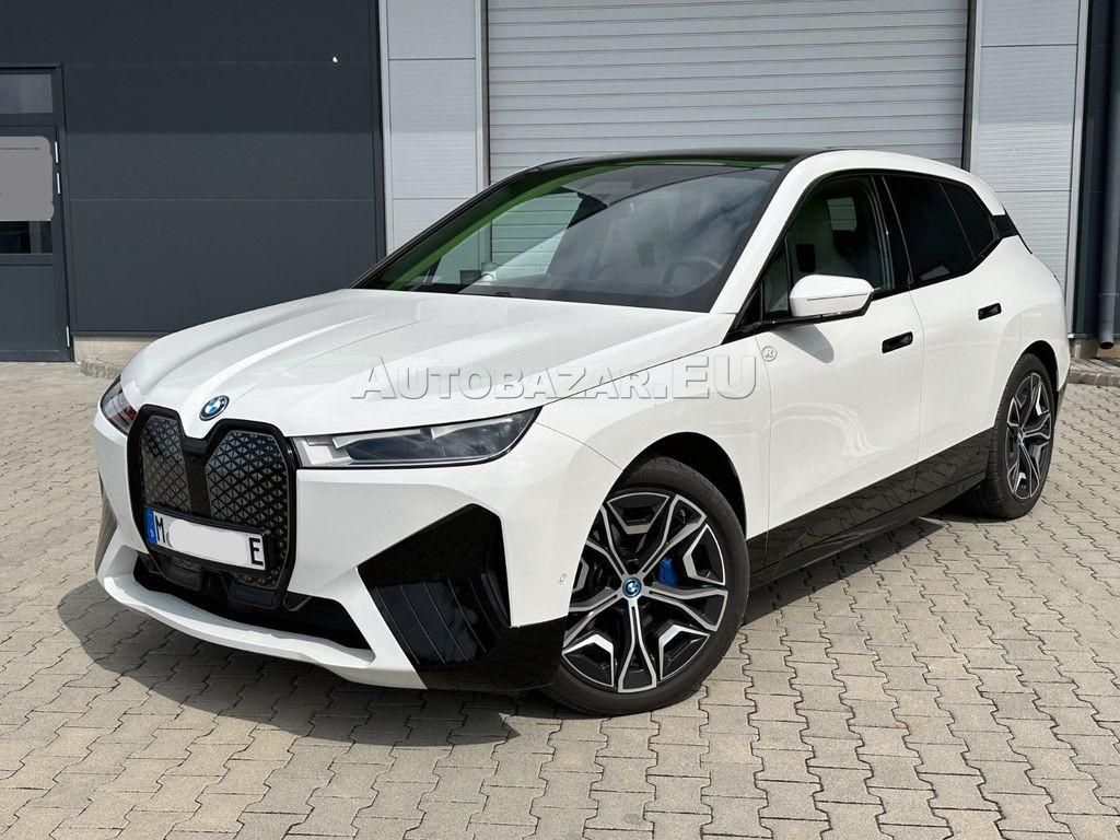 BMW iX XDrive40