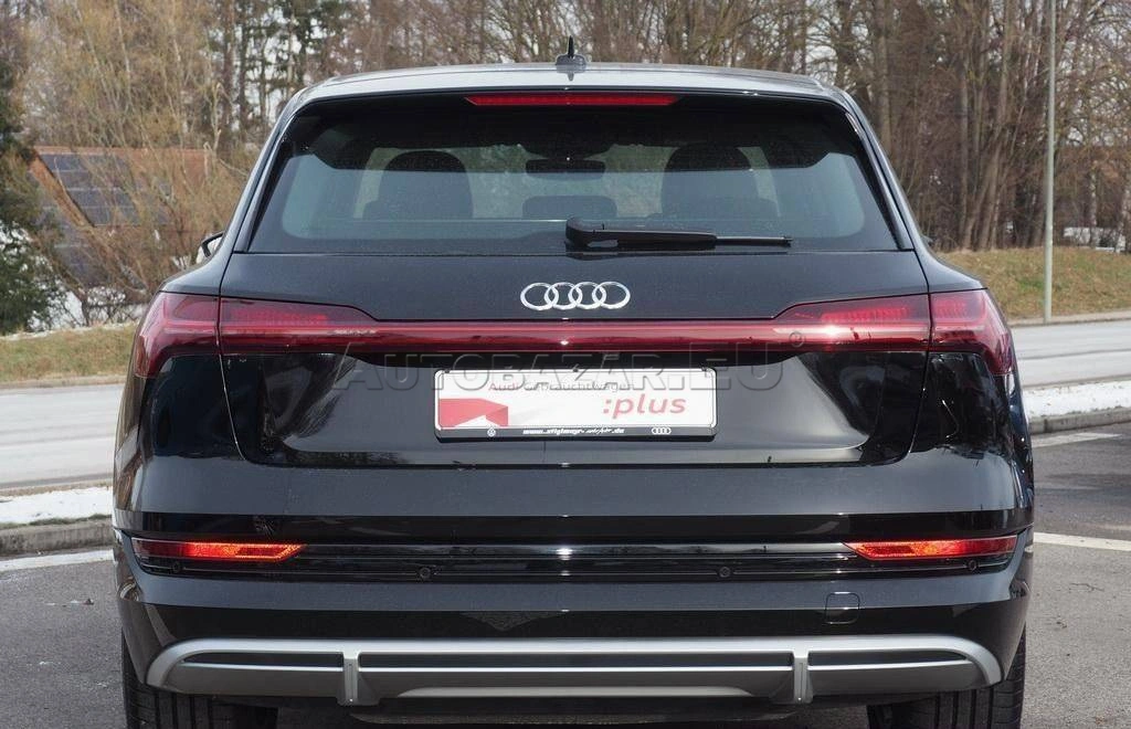 Audi E-tron 55 quattro S line