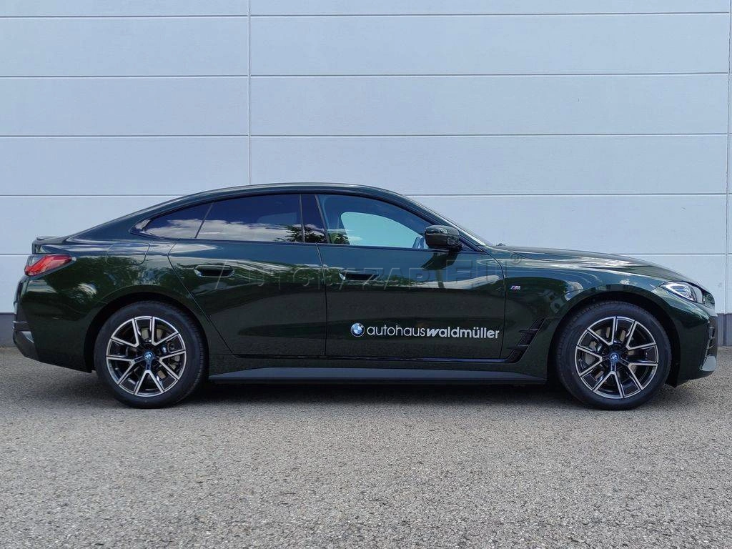 BMW i4 eDrive35