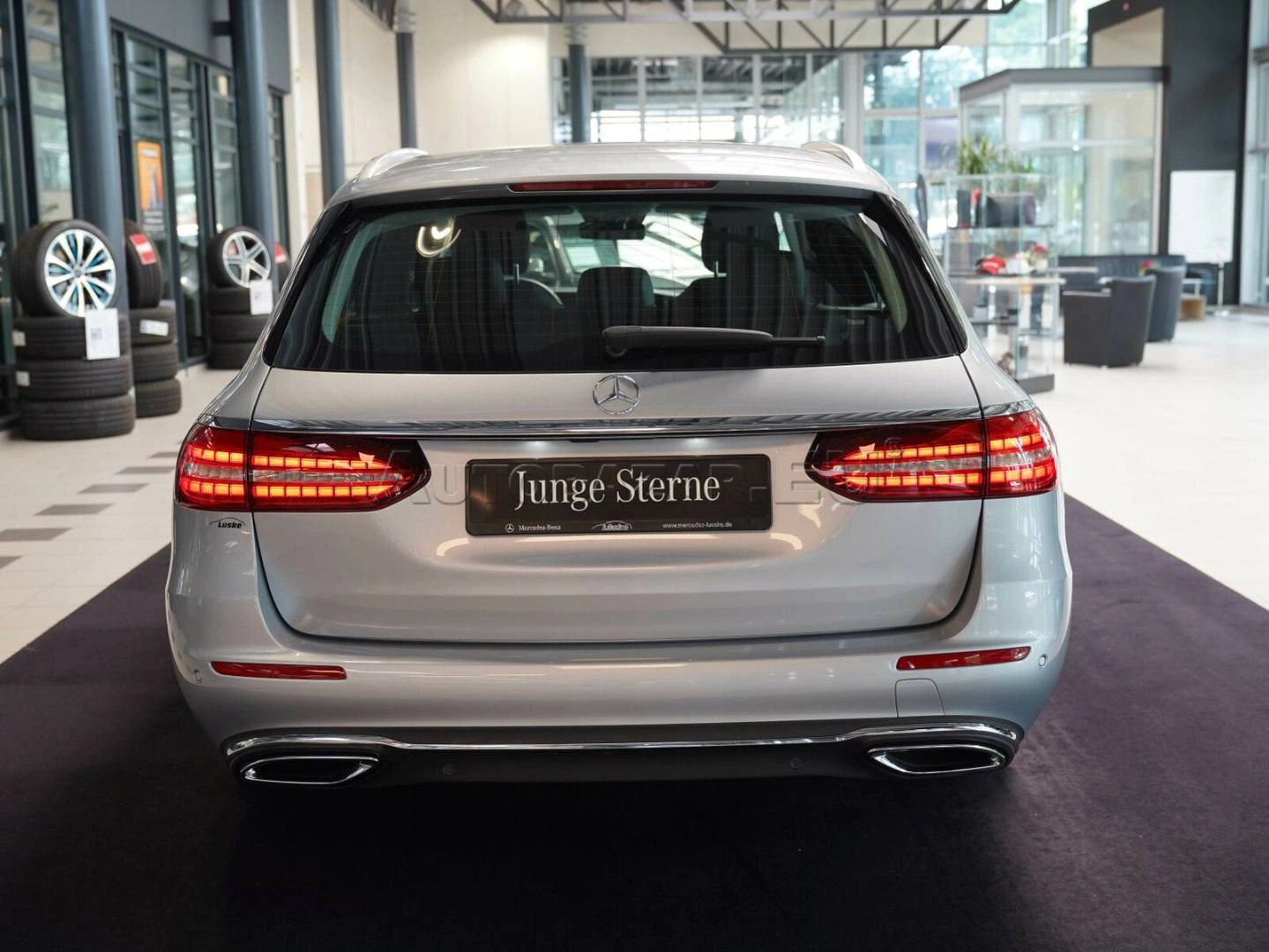 Mercedes-Benz E trieda Kombi 300 d mHEV 4MATIC A/T