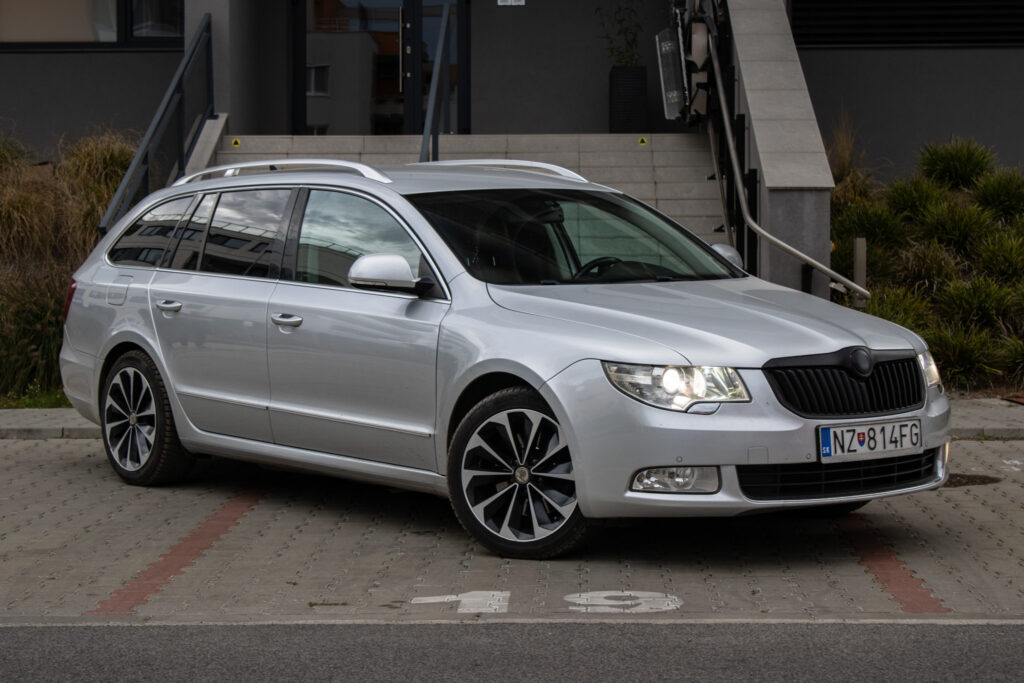 Škoda Superb Combi