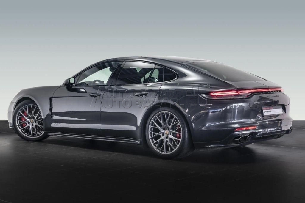 Porsche Panamera GTS 4x4 A/T