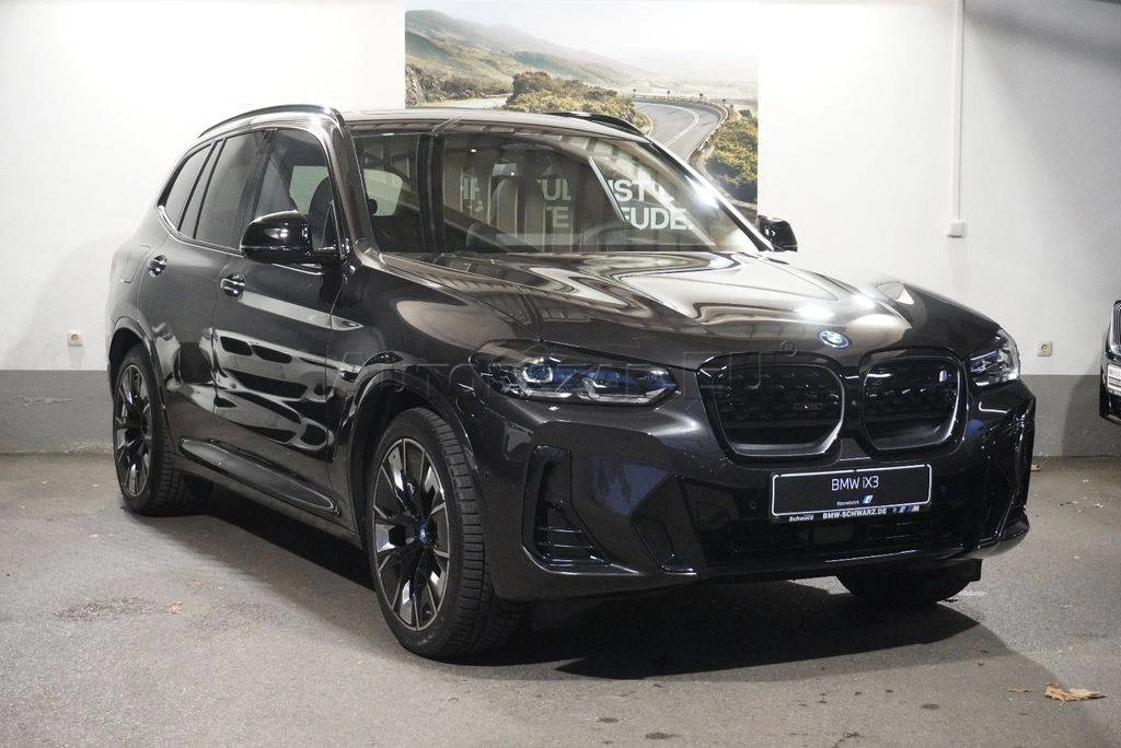 BMW iX3 A/T