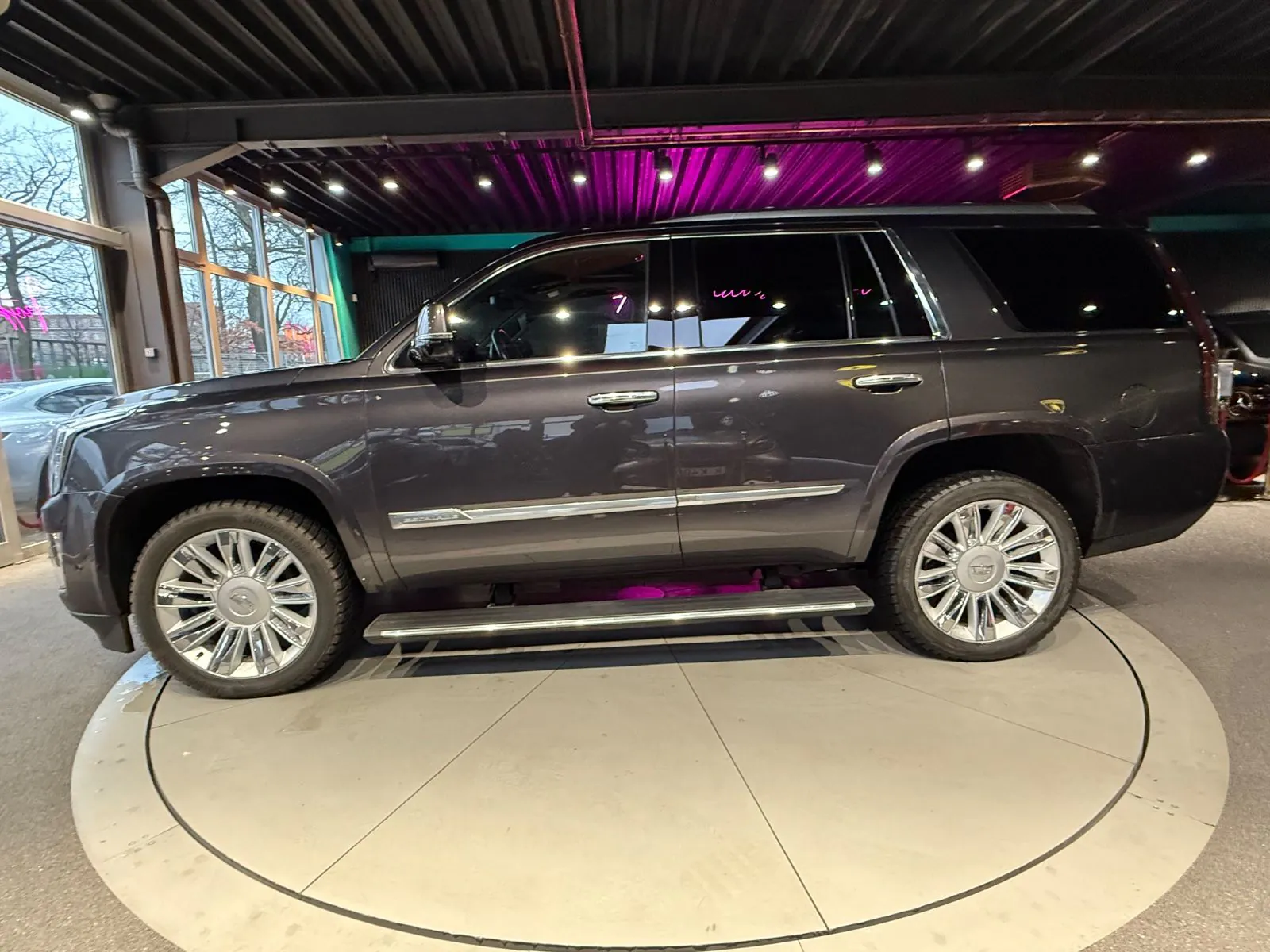Cadillac Escalade 2018 na predaj – fotografia 11