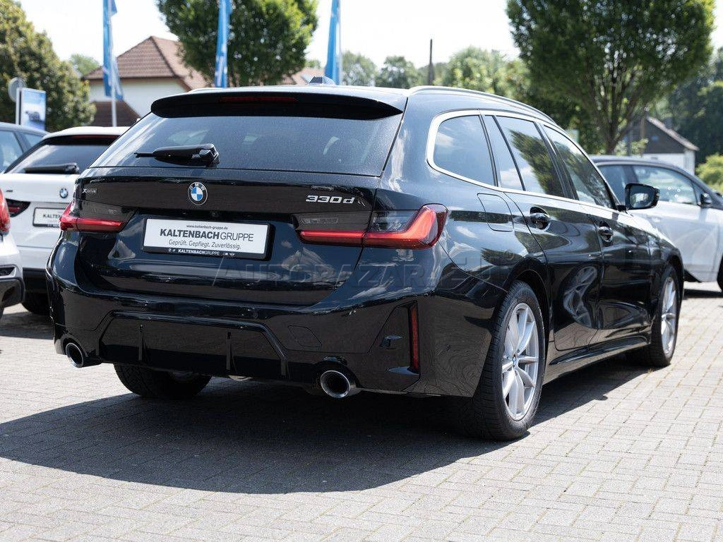 BMW Rad 3 Touring 330d mHEV  xDrive A/T
