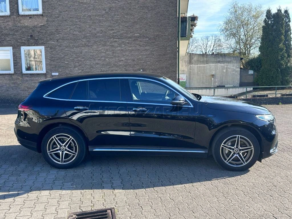 Mercedes-Benz EQC 400 4MATIC