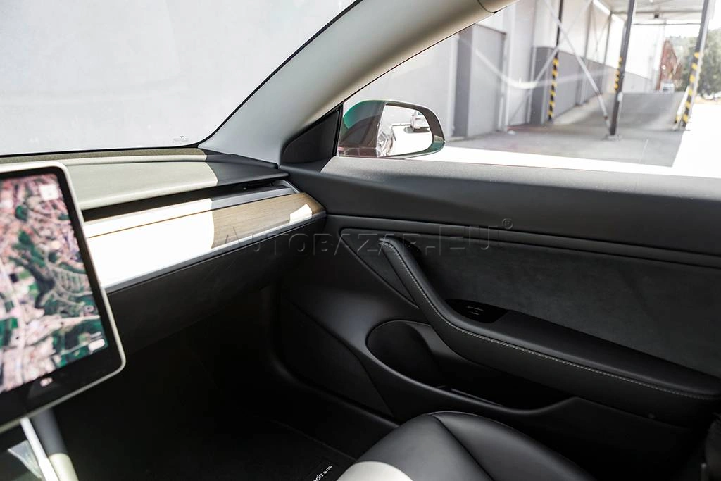 Tesla Model 3 2020 na predaj – fotografia 39