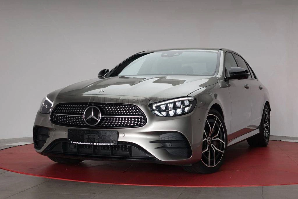 Mercedes-Benz E trieda Sedan Mercedes Benz  220d