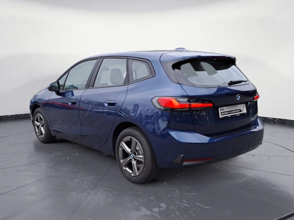 BMW Rad 2 Active Tourer 220   220i  A/T