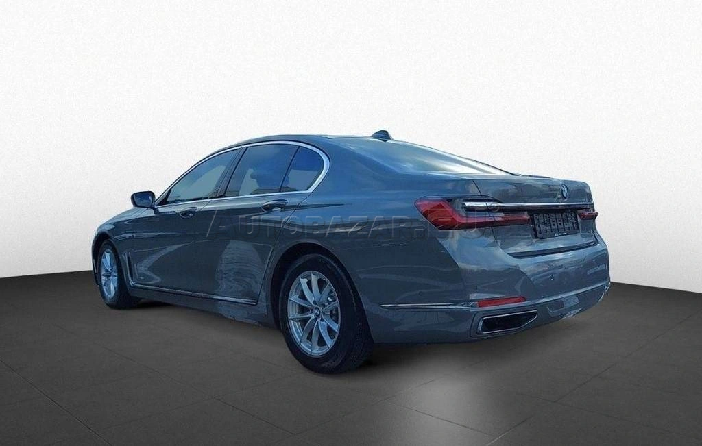 BMW Rad 7 730d mHEV A/T