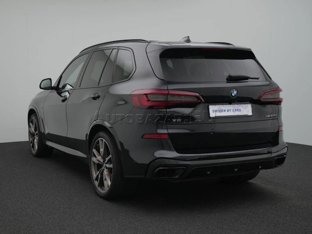 BMW X5 xDriveM50i A/T