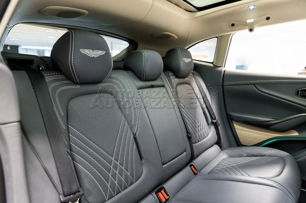 Aston Martin DBX 2021 na predaj – fotografia 12