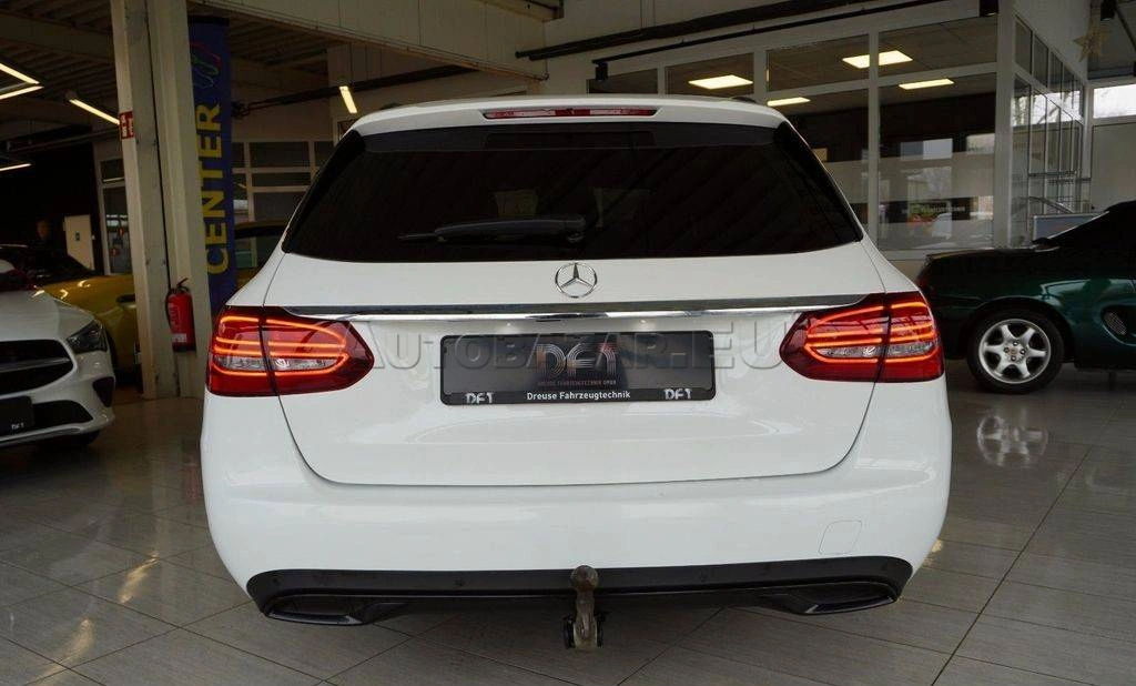 Mercedes-Benz C trieda Kombi 220 d A/T