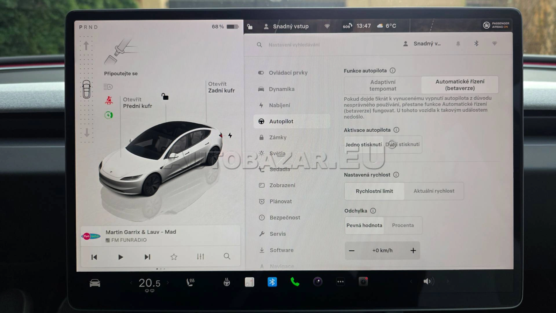 Tesla Model 3 2023 na predaj – fotografia 17