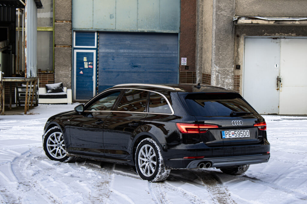 Audi A4 Avant