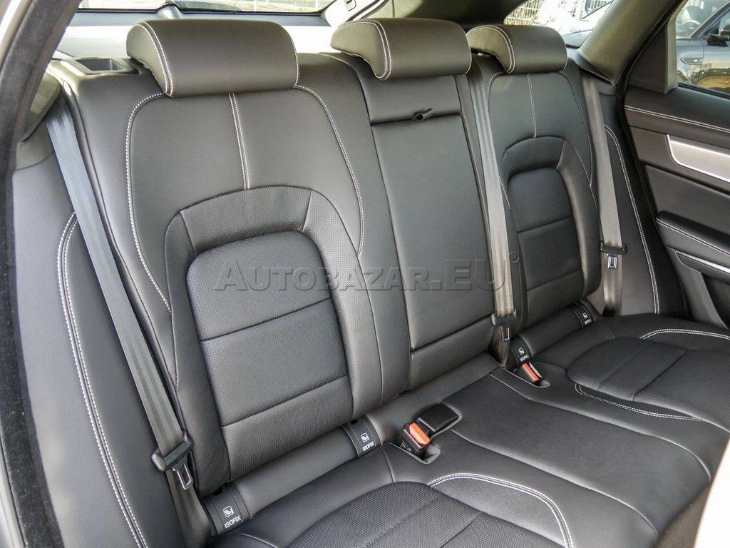 Jaguar F-Pace 2.0d I4 D200 MHEV R-Dynamic SE AWD A/T