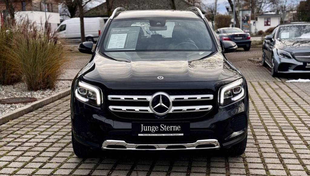 Mercedes-Benz GLB 200d A/T
