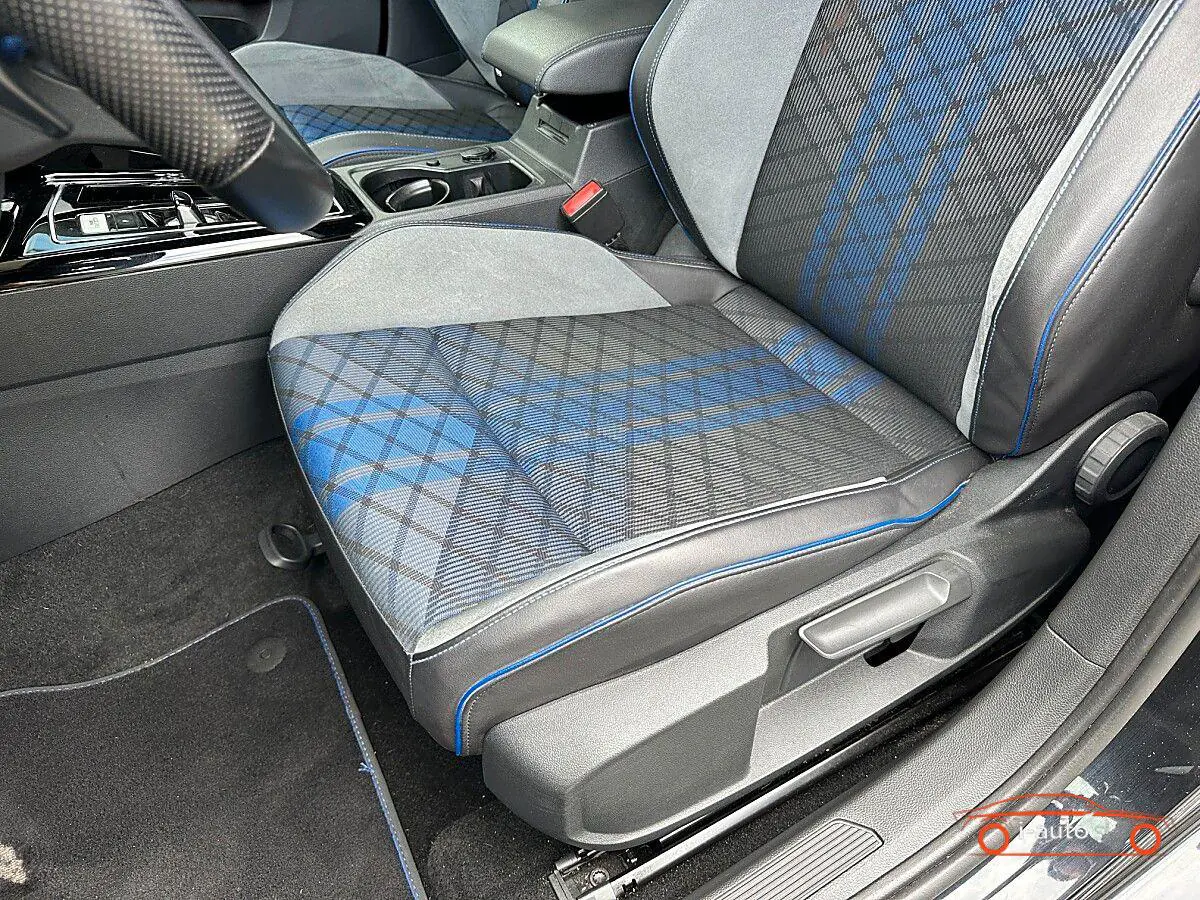 Volkswagen Golf 2022 na predaj – fotografia 33