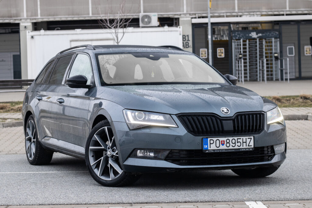 Škoda Superb Combi