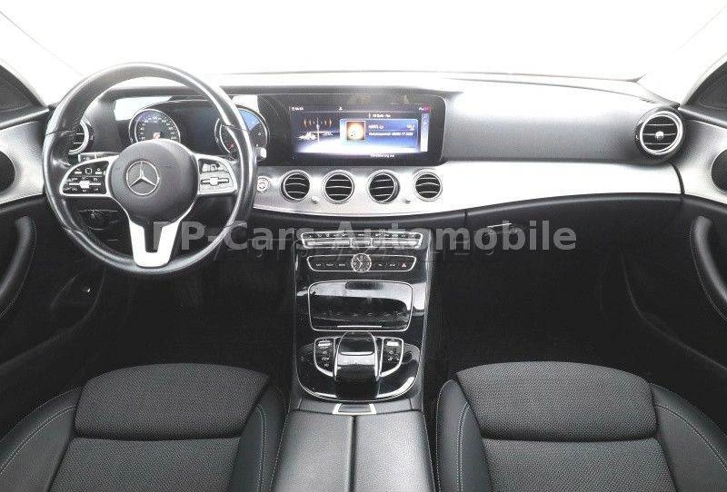Mercedes-Benz E trieda Kombi 220 d A/T