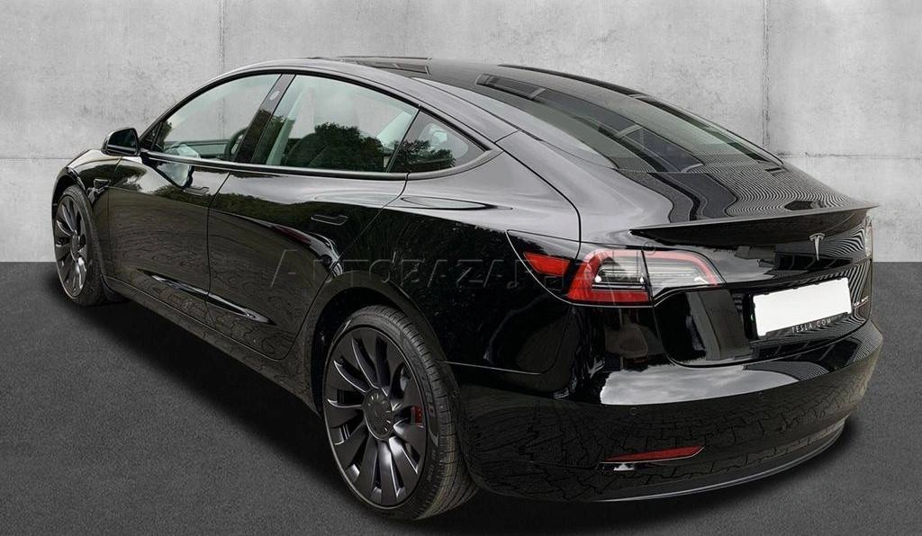 Tesla Model 3 Performance 82kWh AWD