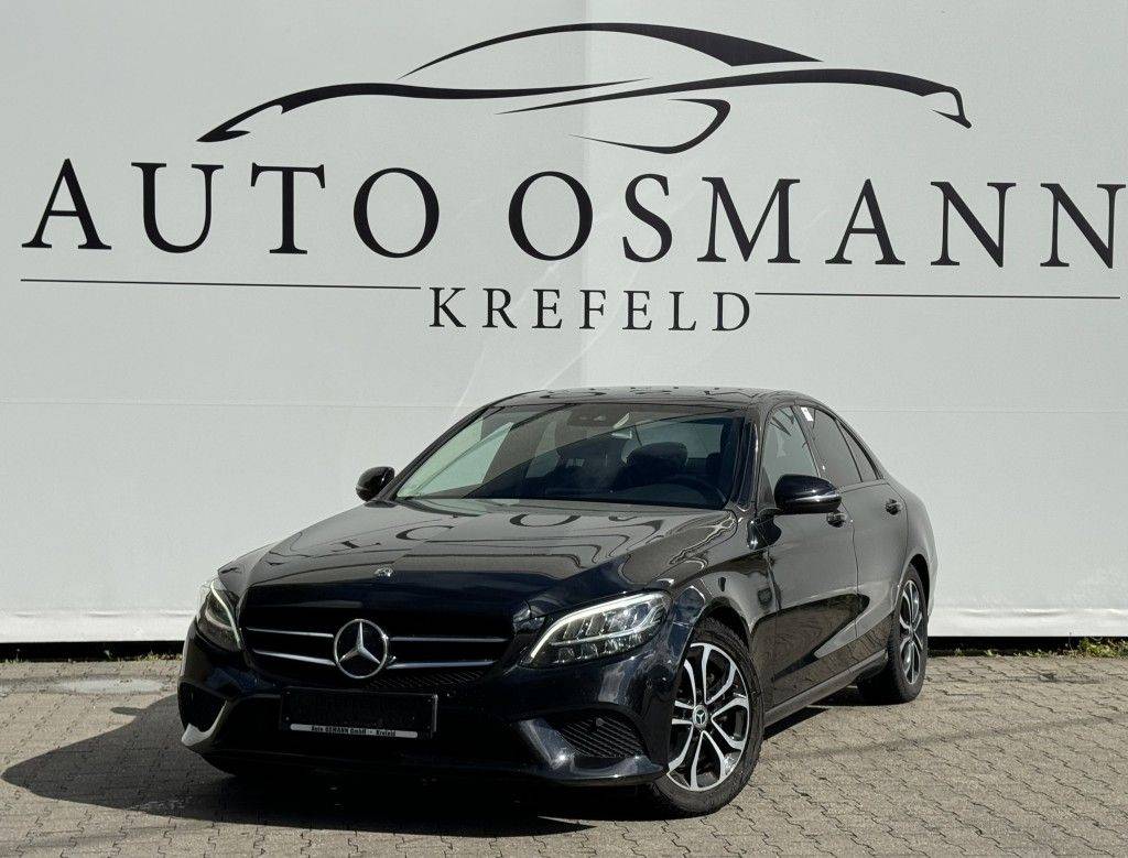 Mercedes-Benz C trieda Sedan 300 A/T