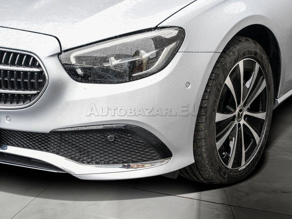 Mercedes-Benz E trieda Sedan 220 d mHEV 4MATIC A/T